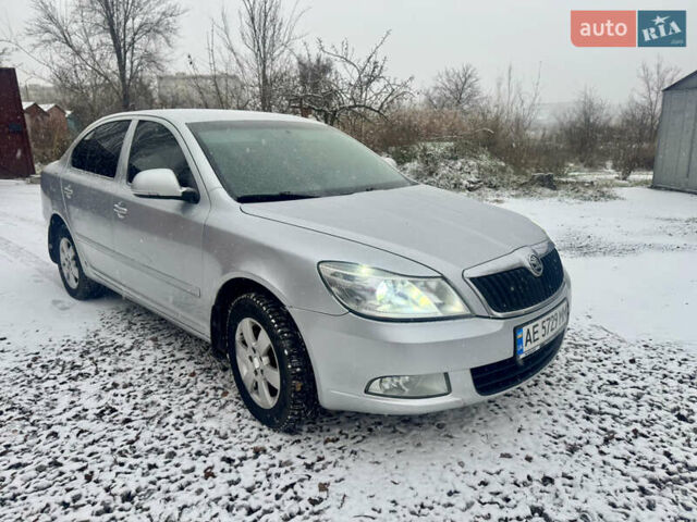 Серый Шкода Октавия, объемом двигателя 1.6 л и пробегом 263 тыс. км за 6300 $, фото 6 на Automoto.ua