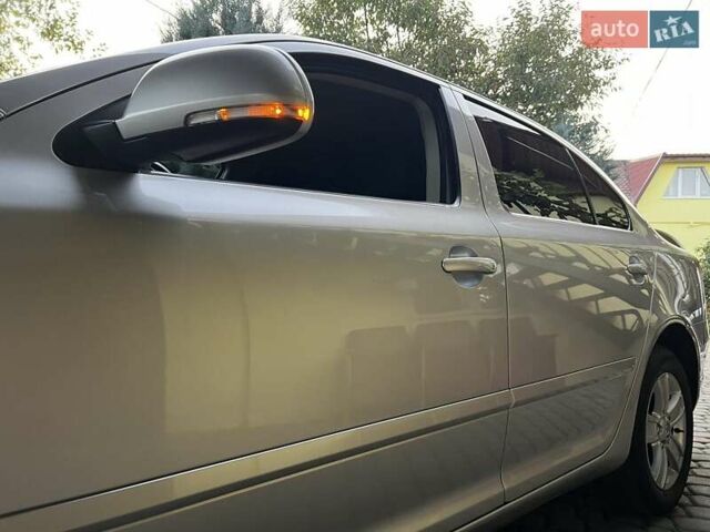 Сірий Шкода Октавія, об'ємом двигуна 1.6 л та пробігом 237 тис. км за 7800 $, фото 28 на Automoto.ua