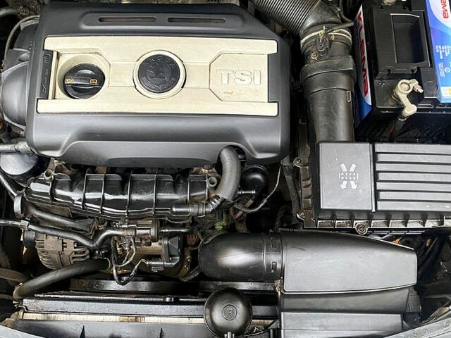 Серый Шкода Октавия, объемом двигателя 1.8 л и пробегом 180 тыс. км за 5500 $, фото 7 на Automoto.ua