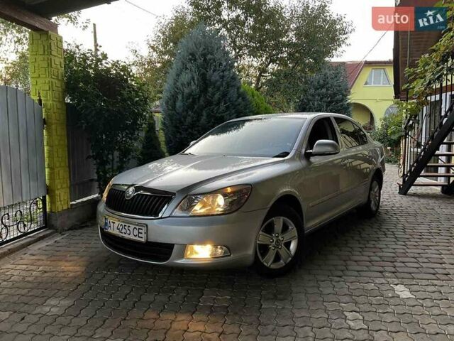 Сірий Шкода Октавія, об'ємом двигуна 1.6 л та пробігом 237 тис. км за 7800 $, фото 7 на Automoto.ua
