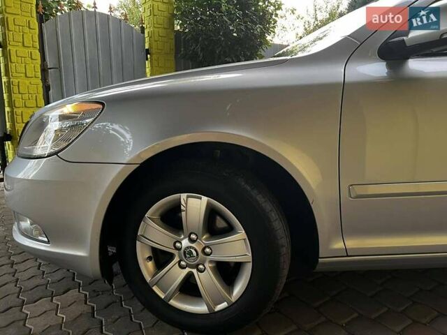 Сірий Шкода Октавія, об'ємом двигуна 1.6 л та пробігом 237 тис. км за 7800 $, фото 25 на Automoto.ua