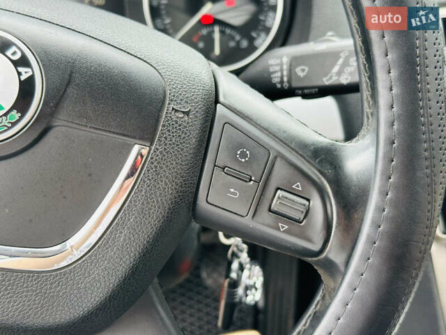 Серый Шкода Октавия, объемом двигателя 1.6 л и пробегом 280 тыс. км за 6300 $, фото 29 на Automoto.ua