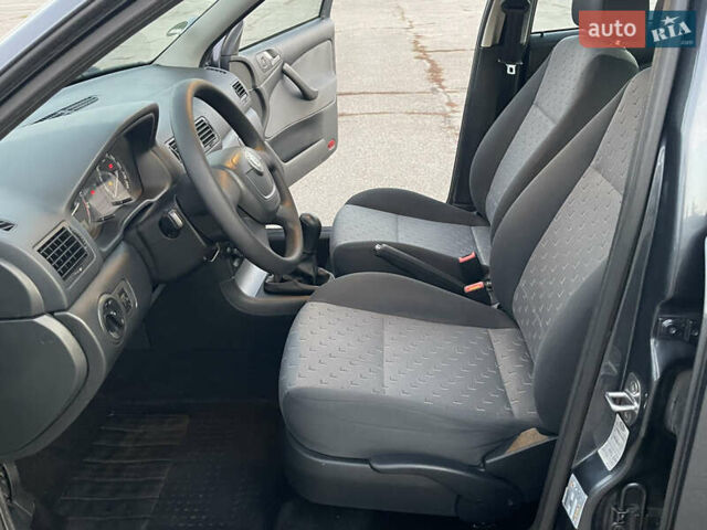 Сірий Шкода Октавія, об'ємом двигуна 1.6 л та пробігом 150 тис. км за 7650 $, фото 42 на Automoto.ua