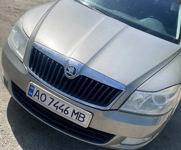 Серый Шкода Октавия, объемом двигателя 1.4 л и пробегом 307 тыс. км за 5900 $, фото 2 на Automoto.ua