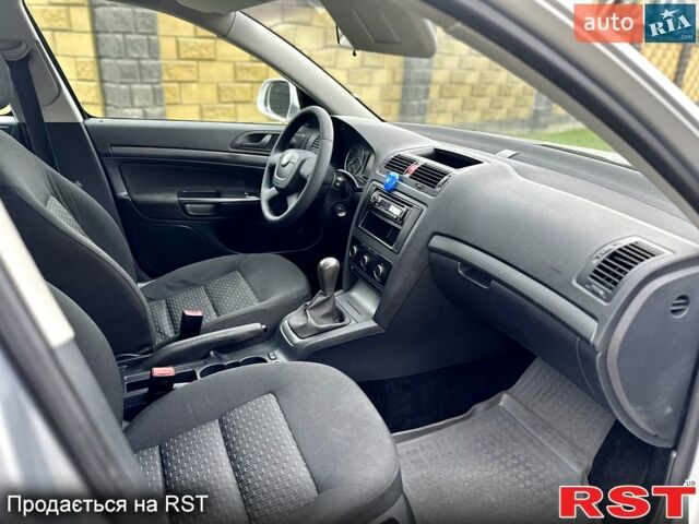Серый Шкода Октавия, объемом двигателя 1.6 л и пробегом 189 тыс. км за 6700 $, фото 7 на Automoto.ua