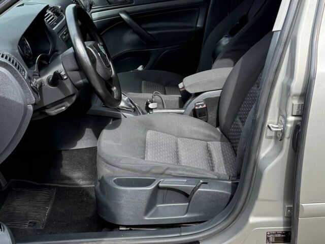 Сірий Шкода Октавія, об'ємом двигуна 1.6 л та пробігом 198 тис. км за 7300 $, фото 8 на Automoto.ua