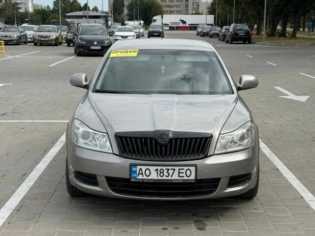 Сірий Шкода Октавія, об'ємом двигуна 1.6 л та пробігом 198 тис. км за 7300 $, фото 4 на Automoto.ua