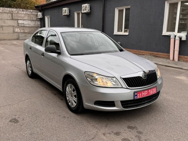 Сірий Шкода Октавія, об'ємом двигуна 1.4 л та пробігом 219 тис. км за 7400 $, фото 11 на Automoto.ua
