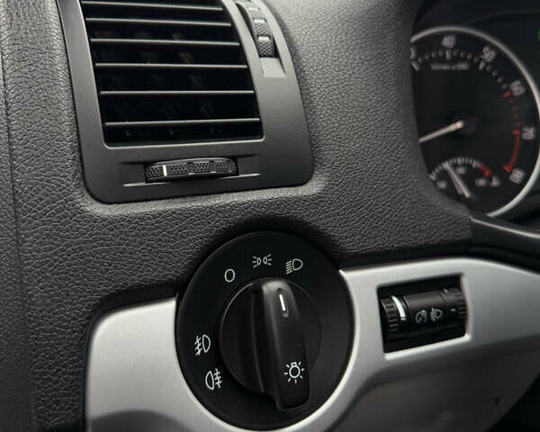 Сірий Шкода Октавія, об'ємом двигуна 1.6 л та пробігом 194 тис. км за 7650 $, фото 49 на Automoto.ua