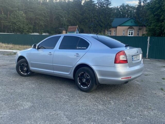 Сірий Шкода Октавія, об'ємом двигуна 1.8 л та пробігом 170 тис. км за 8000 $, фото 6 на Automoto.ua