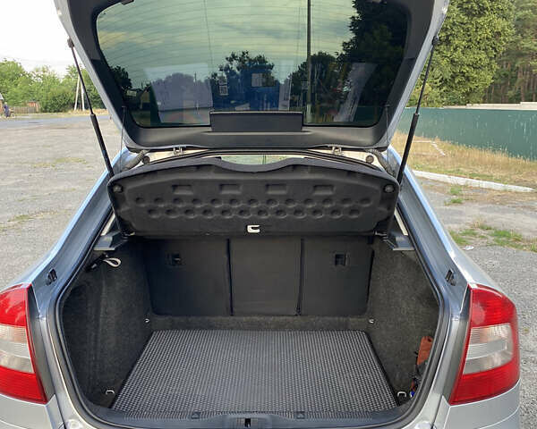 Сірий Шкода Октавія, об'ємом двигуна 1.8 л та пробігом 170 тис. км за 7500 $, фото 11 на Automoto.ua