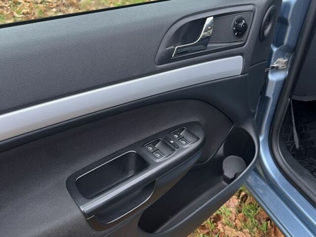 Серый Шкода Октавия, объемом двигателя 1.8 л и пробегом 204 тыс. км за 7500 $, фото 11 на Automoto.ua