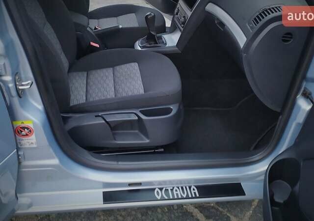 Сірий Шкода Октавія, об'ємом двигуна 1.4 л та пробігом 161 тис. км за 7800 $, фото 129 на Automoto.ua