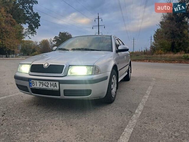 Серый Шкода Октавия, объемом двигателя 1.6 л и пробегом 250 тыс. км за 6100 $, фото 2 на Automoto.ua