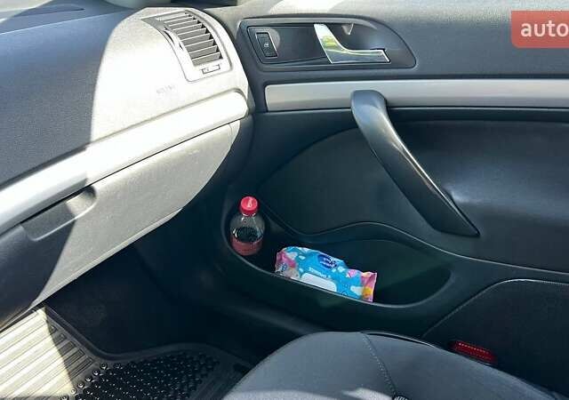 Серый Шкода Октавия, объемом двигателя 1.8 л и пробегом 276 тыс. км за 7700 $, фото 13 на Automoto.ua