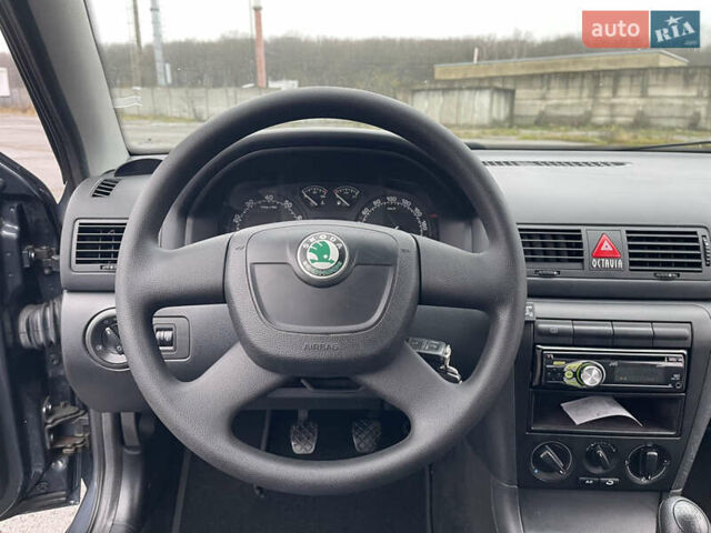 Сірий Шкода Октавія, об'ємом двигуна 1.6 л та пробігом 150 тис. км за 7500 $, фото 64 на Automoto.ua