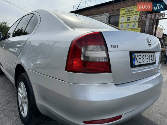 Сірий Шкода Октавія, об'ємом двигуна 1.8 л та пробігом 259 тис. км за 7500 $, фото 19 на Automoto.ua