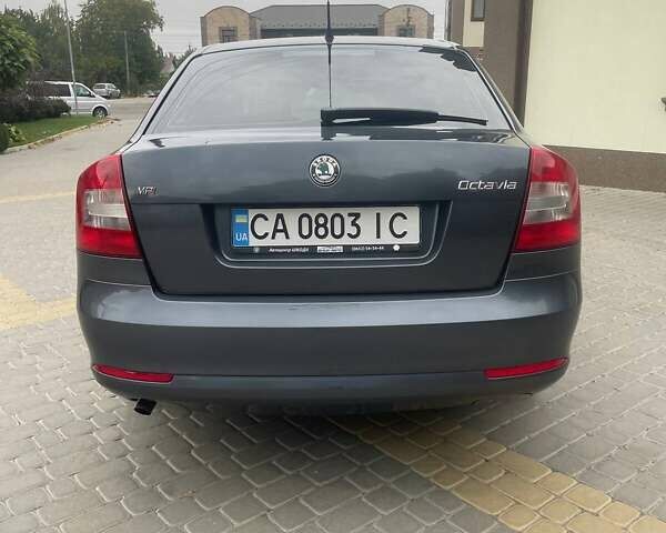 Серый Шкода Октавия, объемом двигателя 1.6 л и пробегом 179 тыс. км за 7700 $, фото 5 на Automoto.ua