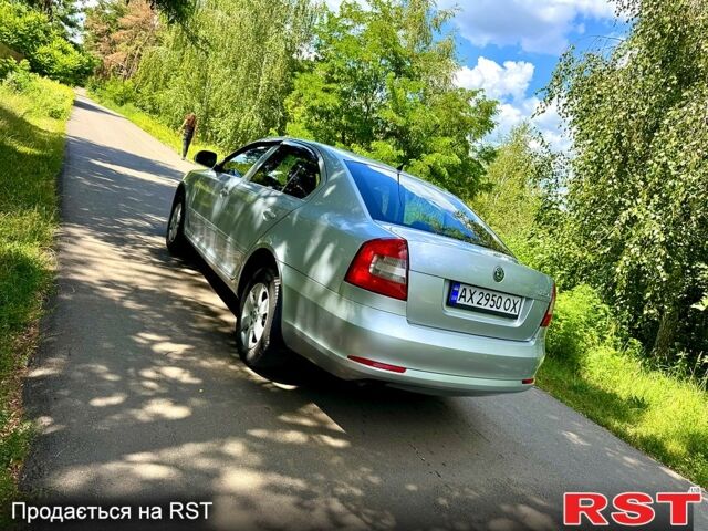 Серый Шкода Октавия, объемом двигателя 1.8 л и пробегом 266 тыс. км за 7490 $, фото 2 на Automoto.ua