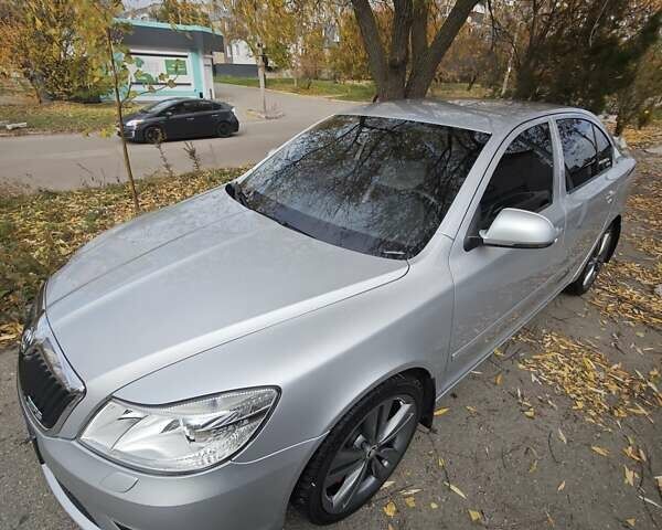 Сірий Шкода Октавія, об'ємом двигуна 1.98 л та пробігом 180 тис. км за 12888 $, фото 13 на Automoto.ua