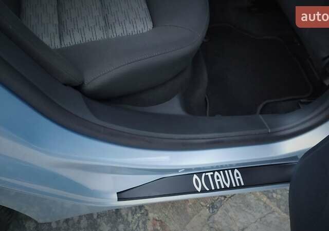 Сірий Шкода Октавія, об'ємом двигуна 1.4 л та пробігом 161 тис. км за 7800 $, фото 162 на Automoto.ua