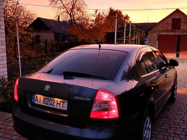 Серый Шкода Октавия, объемом двигателя 1.6 л и пробегом 180 тыс. км за 8600 $, фото 4 на Automoto.ua