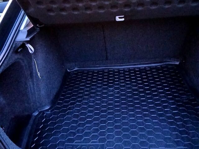 Серый Шкода Октавия, объемом двигателя 1.6 л и пробегом 180 тыс. км за 8600 $, фото 10 на Automoto.ua