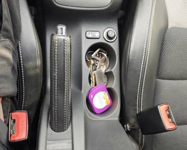 Сірий Шкода Октавія, об'ємом двигуна 1.98 л та пробігом 180 тис. км за 12888 $, фото 53 на Automoto.ua