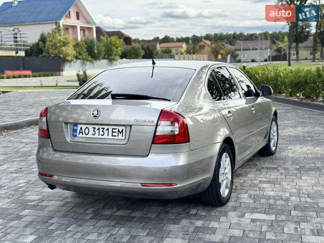 Серый Шкода Октавия, объемом двигателя 1.2 л и пробегом 233 тыс. км за 7600 $, фото 7 на Automoto.ua
