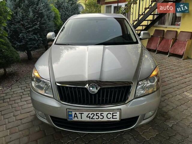 Сірий Шкода Октавія, об'ємом двигуна 1.6 л та пробігом 237 тис. км за 7800 $, фото 20 на Automoto.ua