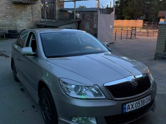 Сірий Шкода Октавія, об'ємом двигуна 1.8 л та пробігом 150 тис. км за 7500 $, фото 10 на Automoto.ua
