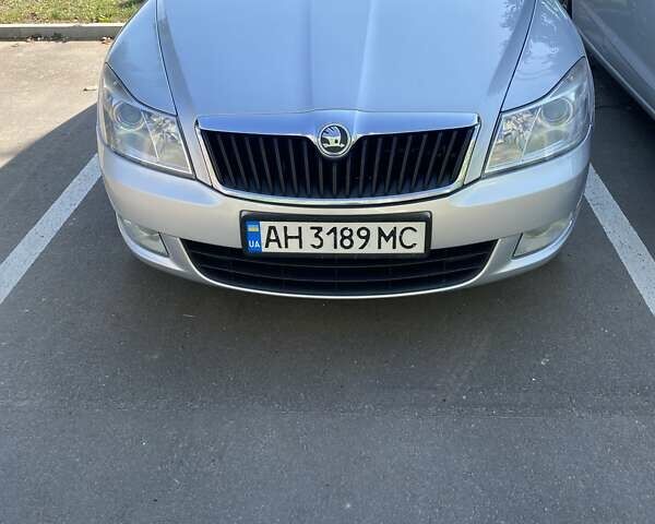 Серый Шкода Октавия, объемом двигателя 1.8 л и пробегом 197 тыс. км за 9000 $, фото 2 на Automoto.ua