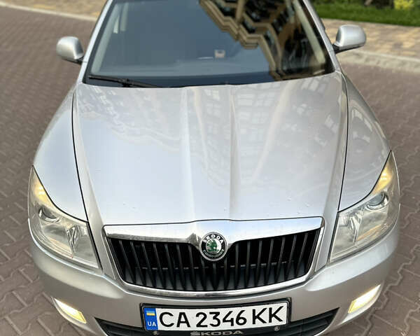 Серый Шкода Октавия, объемом двигателя 1.97 л и пробегом 322 тыс. км за 8200 $, фото 4 на Automoto.ua