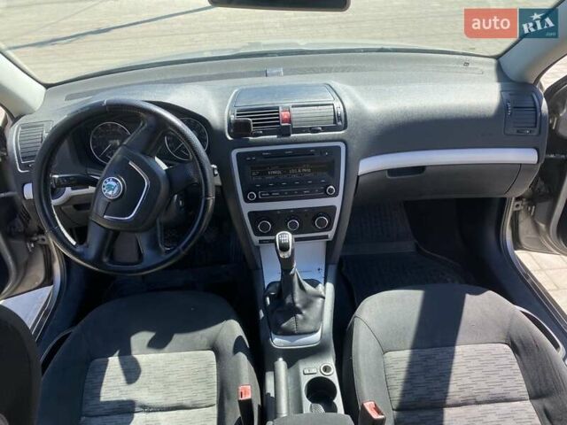 Серый Шкода Октавия, объемом двигателя 1.4 л и пробегом 307 тыс. км за 5900 $, фото 6 на Automoto.ua