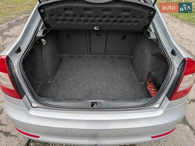 Сірий Шкода Октавія, об'ємом двигуна 1.9 л та пробігом 277 тис. км за 7750 $, фото 32 на Automoto.ua