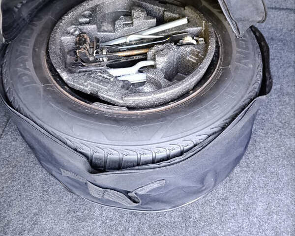 Сірий Шкода Октавія, об'ємом двигуна 1.6 л та пробігом 265 тис. км за 7100 $, фото 22 на Automoto.ua