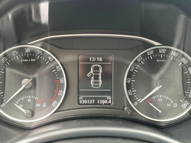 Сірий Шкода Октавія, об'ємом двигуна 1.6 л та пробігом 330 тис. км за 8800 $, фото 15 на Automoto.ua
