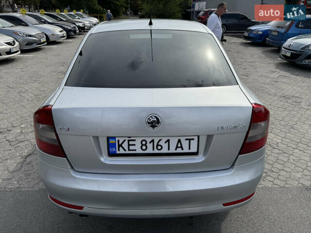 Сірий Шкода Октавія, об'ємом двигуна 1.8 л та пробігом 259 тис. км за 7500 $, фото 16 на Automoto.ua