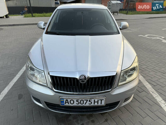 Серый Шкода Октавия, объемом двигателя 1.6 л и пробегом 262 тыс. км за 7600 $, фото 1 на Automoto.ua