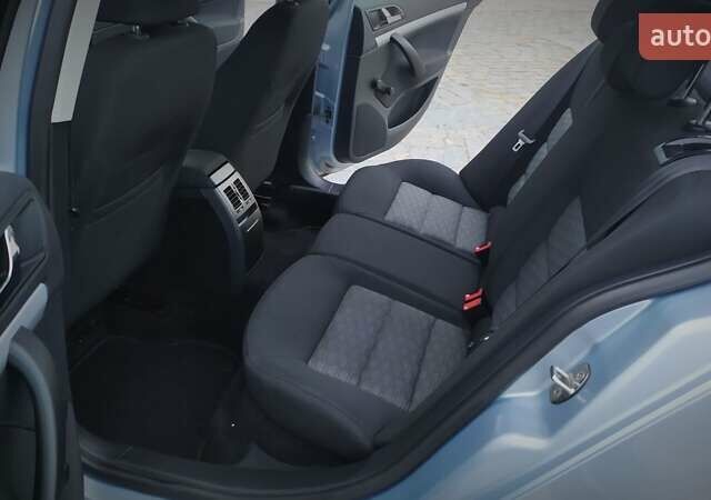 Сірий Шкода Октавія, об'ємом двигуна 1.4 л та пробігом 161 тис. км за 7800 $, фото 152 на Automoto.ua