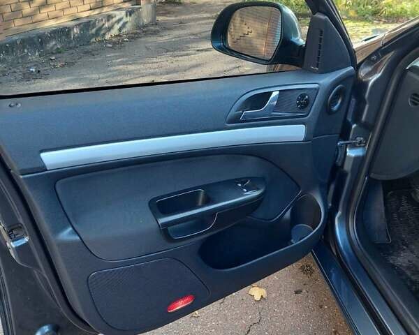 Сірий Шкода Октавія, об'ємом двигуна 1.6 л та пробігом 211 тис. км за 8600 $, фото 5 на Automoto.ua