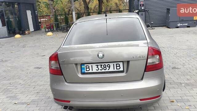 Серый Шкода Октавия, объемом двигателя 1.8 л и пробегом 212 тыс. км за 8700 $, фото 3 на Automoto.ua