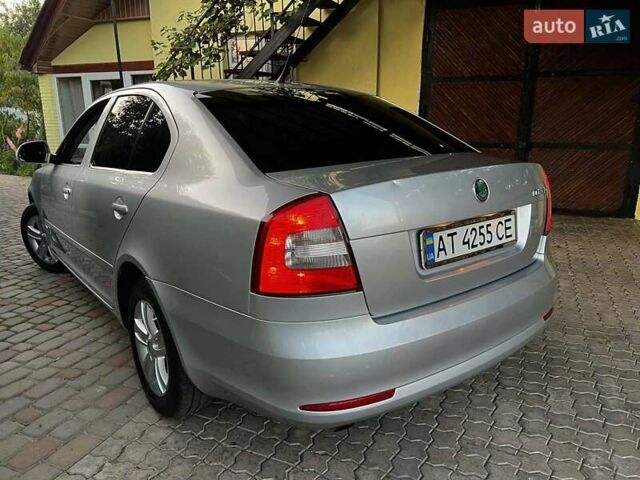 Сірий Шкода Октавія, об'ємом двигуна 1.6 л та пробігом 237 тис. км за 7800 $, фото 58 на Automoto.ua