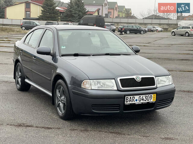 Серый Шкода Октавия, объемом двигателя 1.6 л и пробегом 150 тыс. км за 7500 $, фото 4 на Automoto.ua