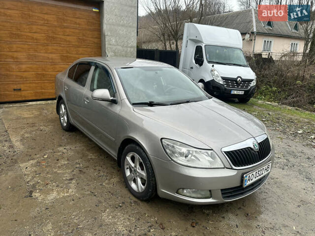 Серый Шкода Октавия, объемом двигателя 1.6 л и пробегом 290 тыс. км за 6600 $, фото 9 на Automoto.ua