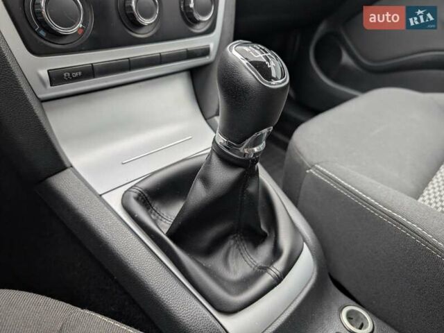 Сірий Шкода Октавія, об'ємом двигуна 1.9 л та пробігом 277 тис. км за 7750 $, фото 25 на Automoto.ua