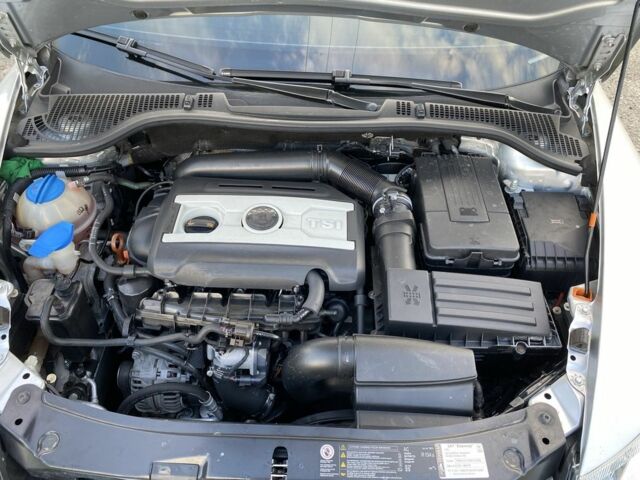 Сірий Шкода Октавія, об'ємом двигуна 1.8 л та пробігом 170 тис. км за 8000 $, фото 9 на Automoto.ua