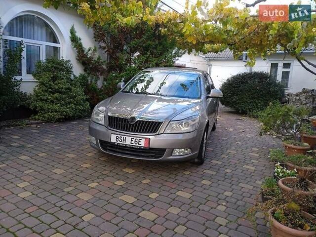 Серый Шкода Октавия, объемом двигателя 1.6 л и пробегом 247 тыс. км за 6700 $, фото 5 на Automoto.ua