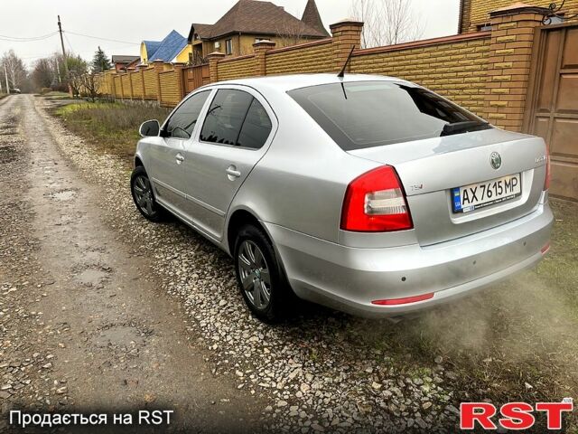 Серый Шкода Октавия, объемом двигателя 1.8 л и пробегом 180 тыс. км за 7500 $, фото 4 на Automoto.ua