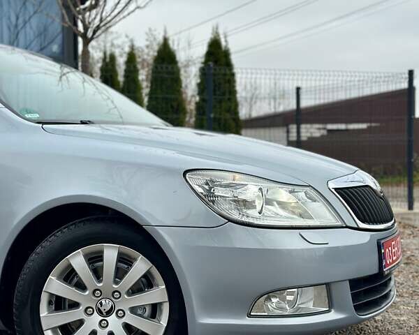 Сірий Шкода Октавія, об'ємом двигуна 0 л та пробігом 151 тис. км за 9450 $, фото 10 на Automoto.ua